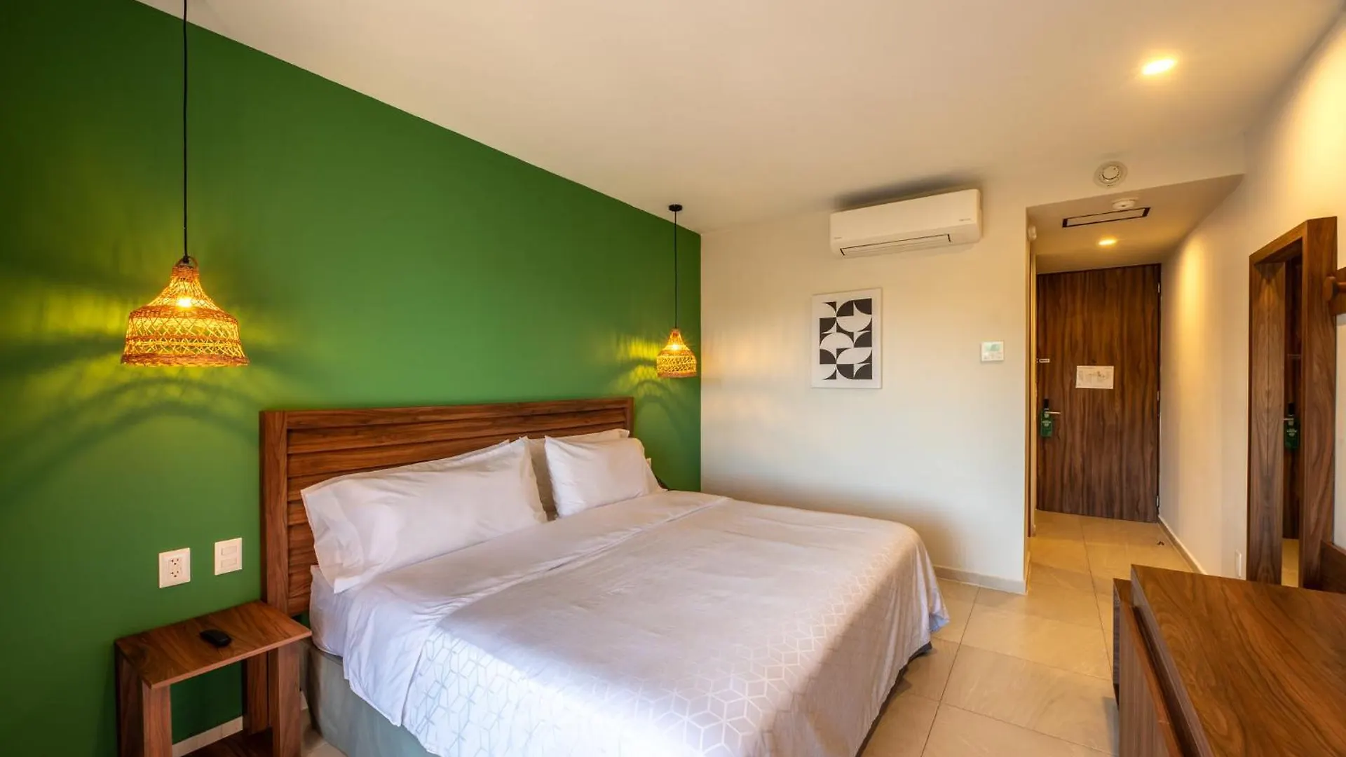 Holiday Inn Tulum By Ihg Hotel